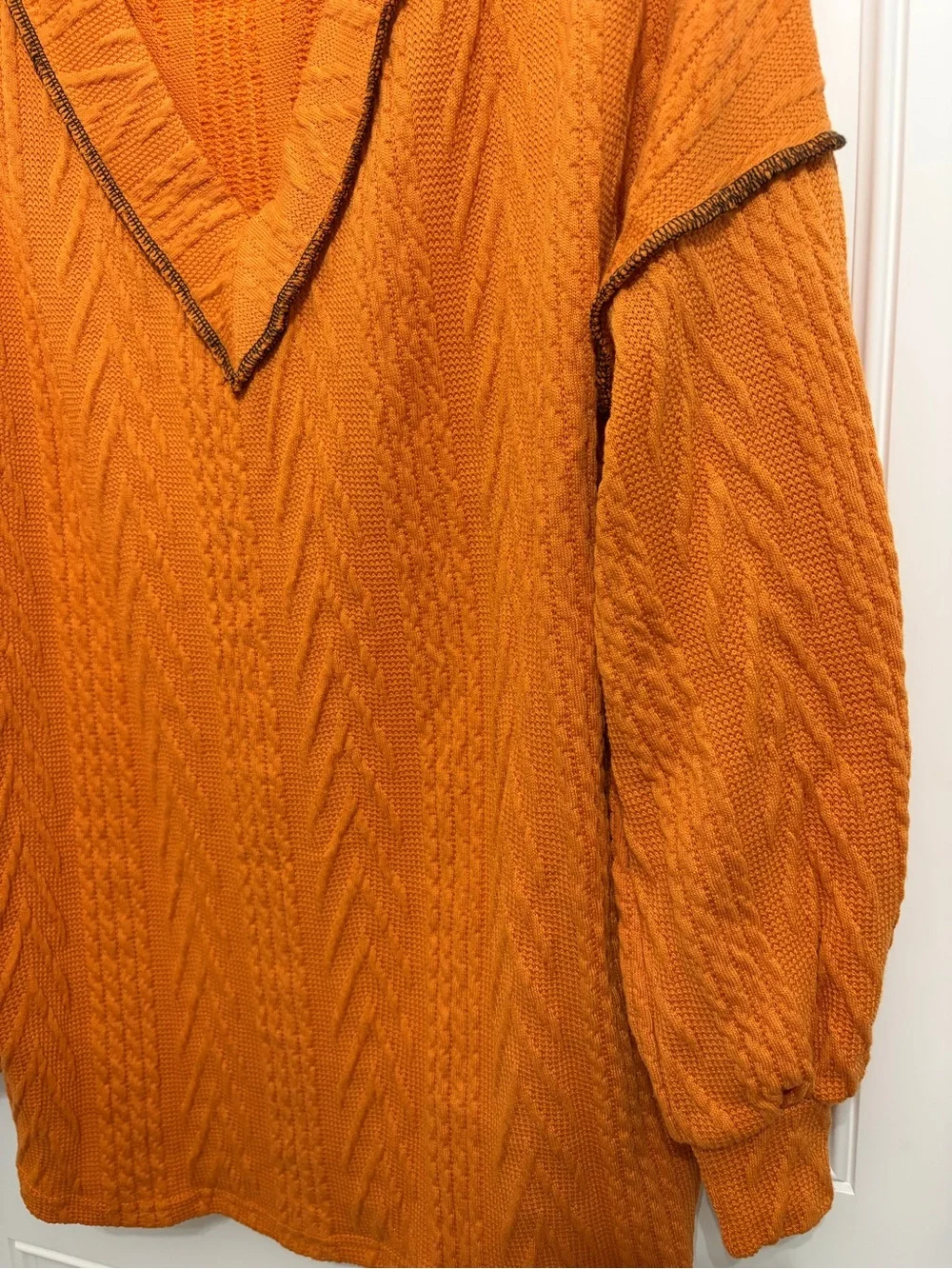 NWOT- Unbranded Cozy V-Neck Chevron Cable Knit Sweater in Rust Burnt Orange 2XL